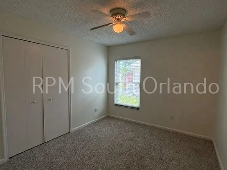 1930 Teaberry Ct — Photo 12