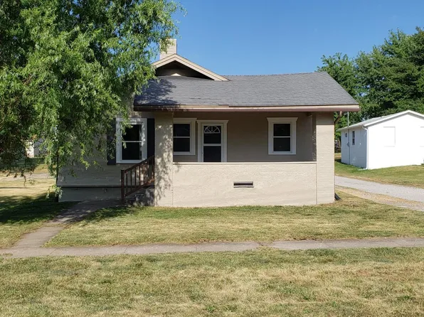 817 S 15th St, Centerville, IA 52544