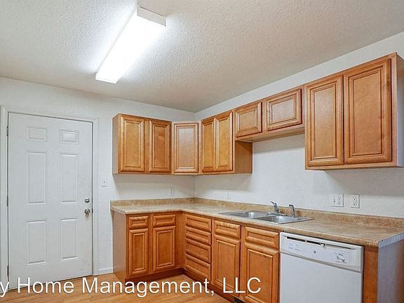 3rd image of 2321 Osprey Ct
