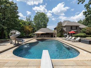 4438 Caddo Ln, Fayetteville, AR 72704