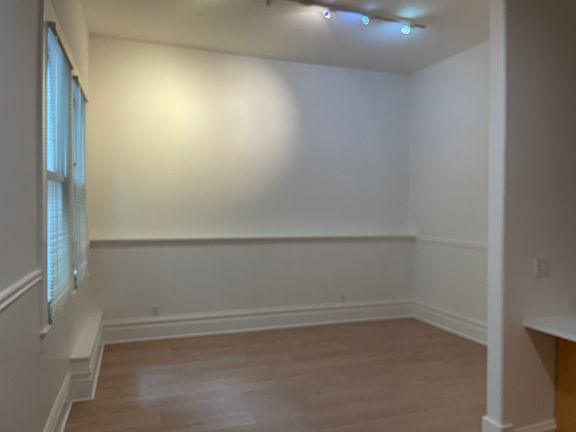 5th image of 269-273 Oak St #269