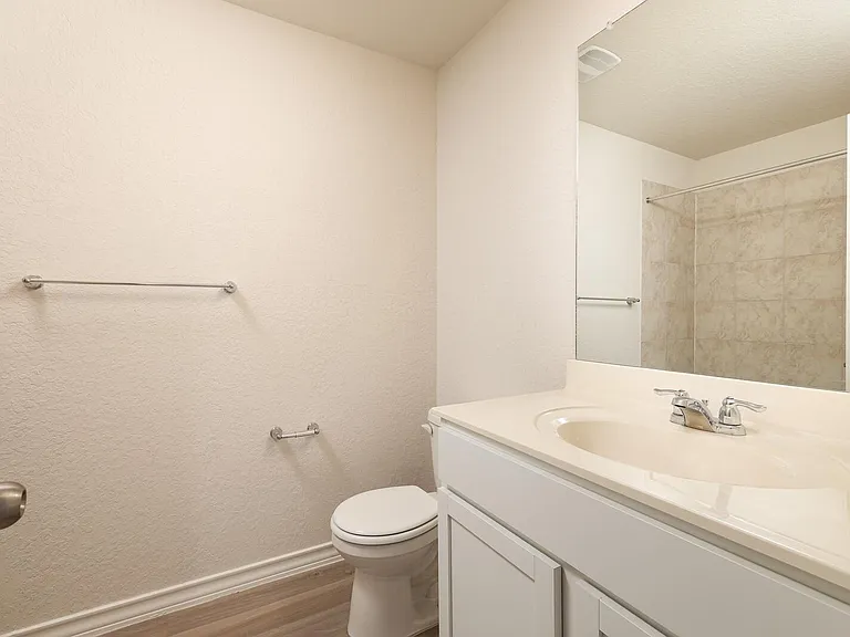 325 Colbert Ferry — Photo 14