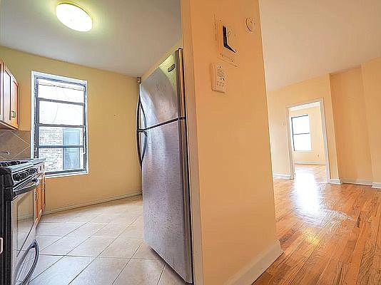 2nd image of 359 Saint Johns Pl APT 15