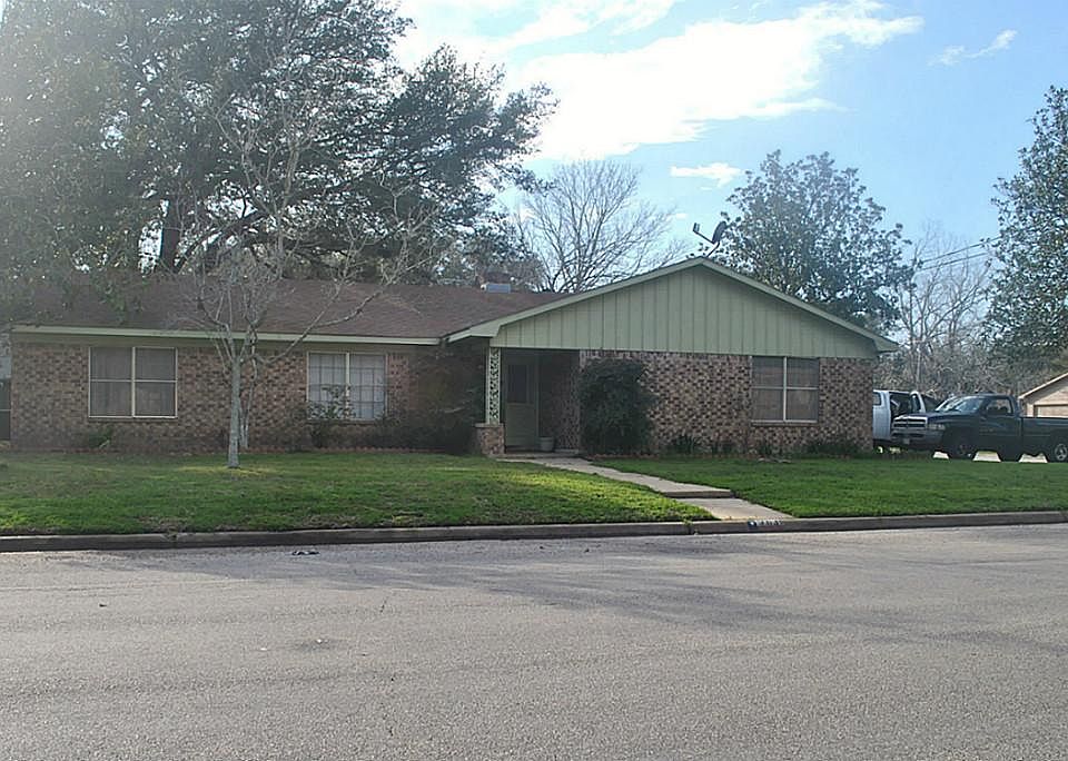 1st image of 703 Hardeman St