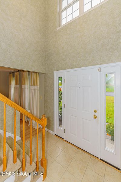 5th image of 212 S Springhurst Drive