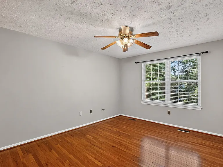 6003 Bobcat Ct — Photo 8