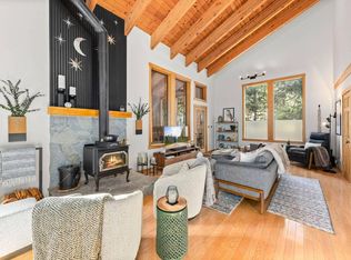 12151 Snowpeak Way, Truckee, CA 96161