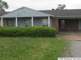 5088 Josephine Rd, Tunica, MS 38676