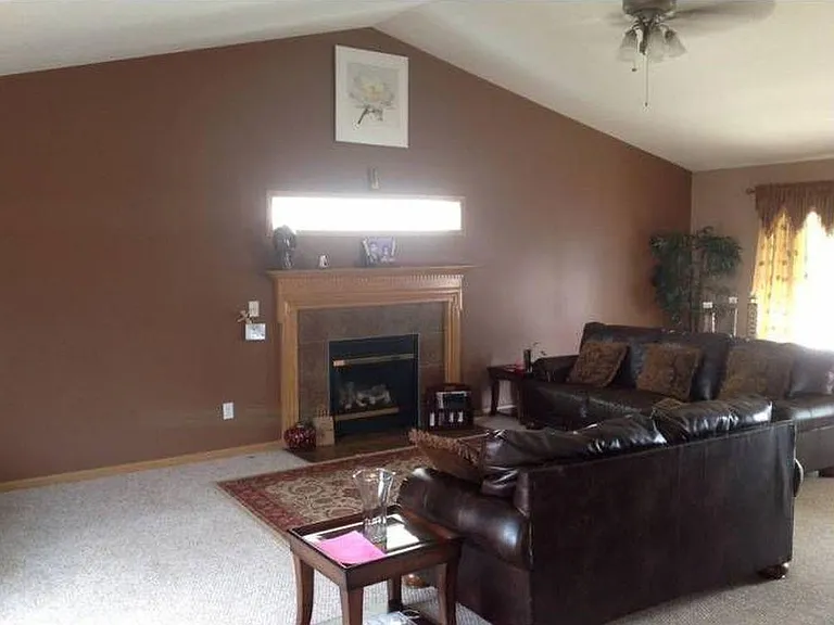 8575 Fernbrook Dr — Photo 6