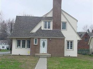 496 Dorchester Rd, Akron, OH 44320