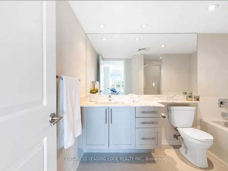 65 Liberty St #423 — Photo 13
