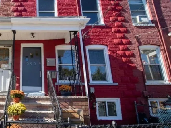 693 Chestnut St, Kearny Town, NJ 07032