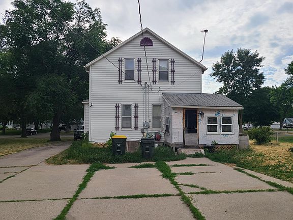 5th image of 605 9th St S
