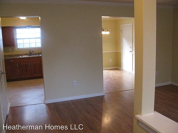 3rd image of 15578 Northgate Dr