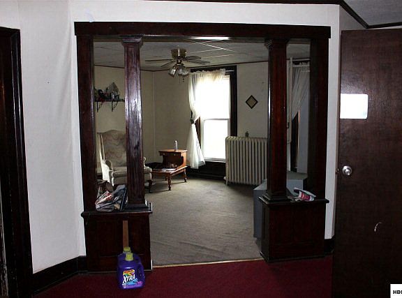 5th image of 302 W Tiffin St