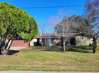 410 N Columbia St, Angleton, TX 77515