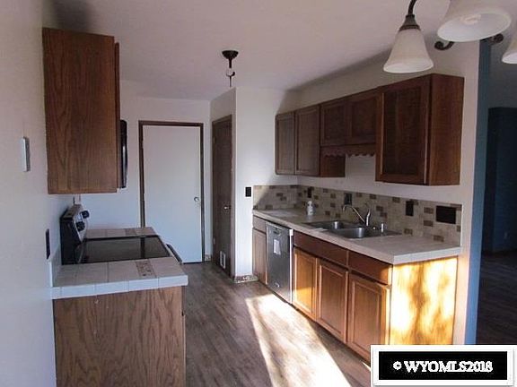 4th image of 2079 Ponderosa Way
