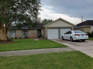 1733 Capri Ln, Seabrook, TX 77586