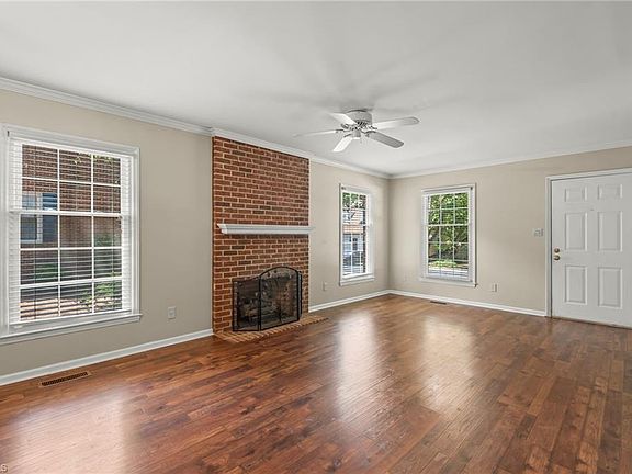 5th image of 332 Wynnewood Dr