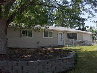 1st image of 1140 Deerpath Dr