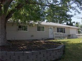 1140 Deerpath Dr, Oroville, WA 98844