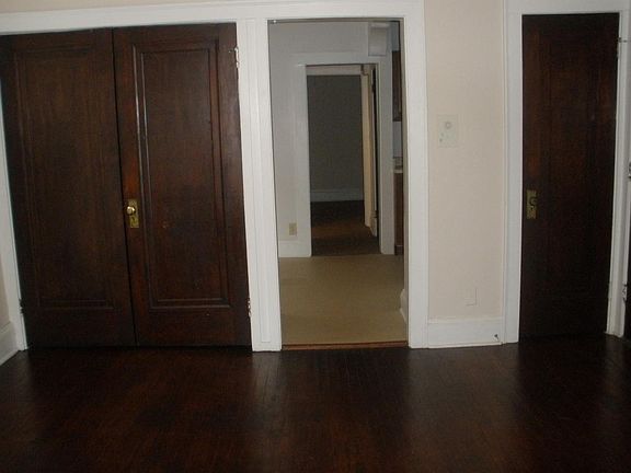 3rd image of 1310 W 116th St APT 2