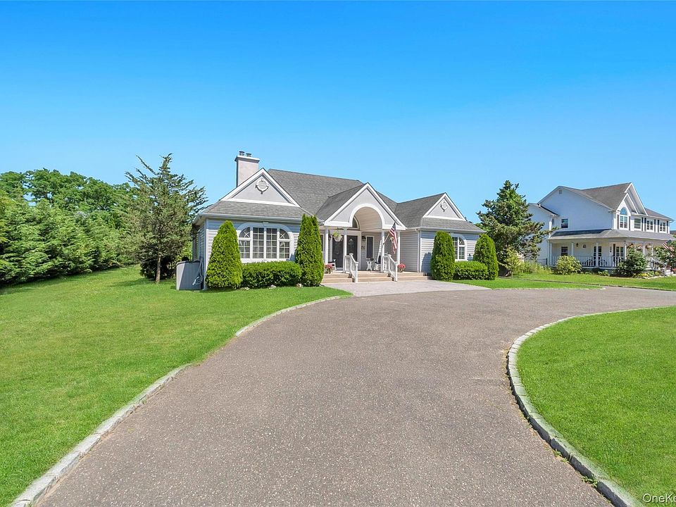 1st image of 275 S Gillette Avenue