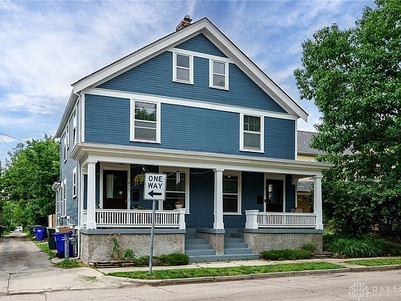 3rd image of 415-417 Adams St