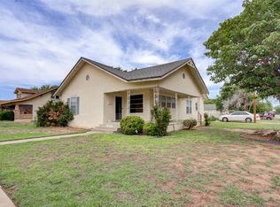 400 W Garza St, Slaton, TX 79364
