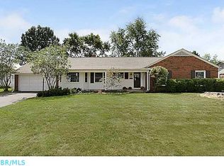 1325 Kingsgate Rd, Columbus, OH 43221