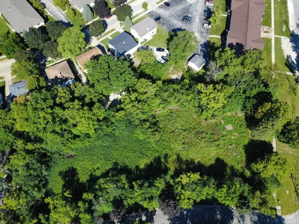 9507 West FOND DU LAC AVENUE, Milwaukee, WI 53225