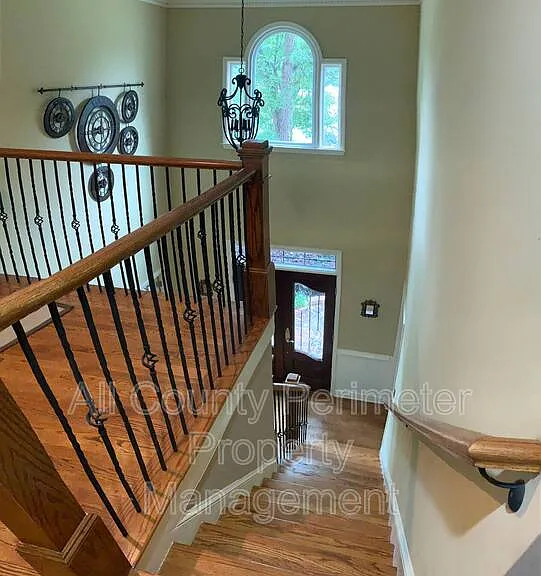 2345 Bray Ct NE — Photo 11