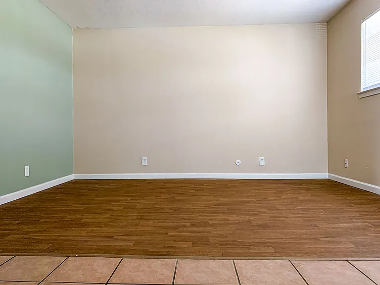 2 Bedroom Fourplex with Fireplace — Photo 5