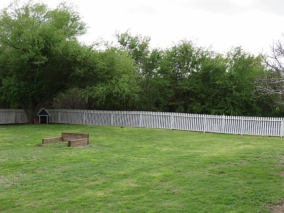 2nd image of 4037 County Road 770