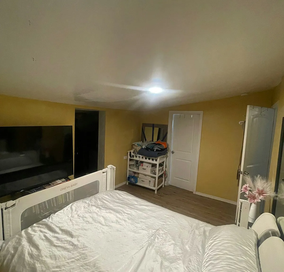 945 E 19th St, Unit 3 — Photo 4