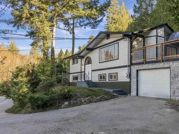 2258 Skyline Dr, Squamish, BC V8B 0G2