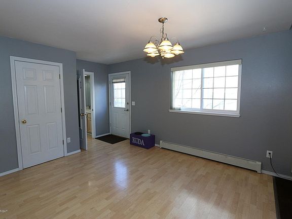 5th image of 11270 Wood River Way