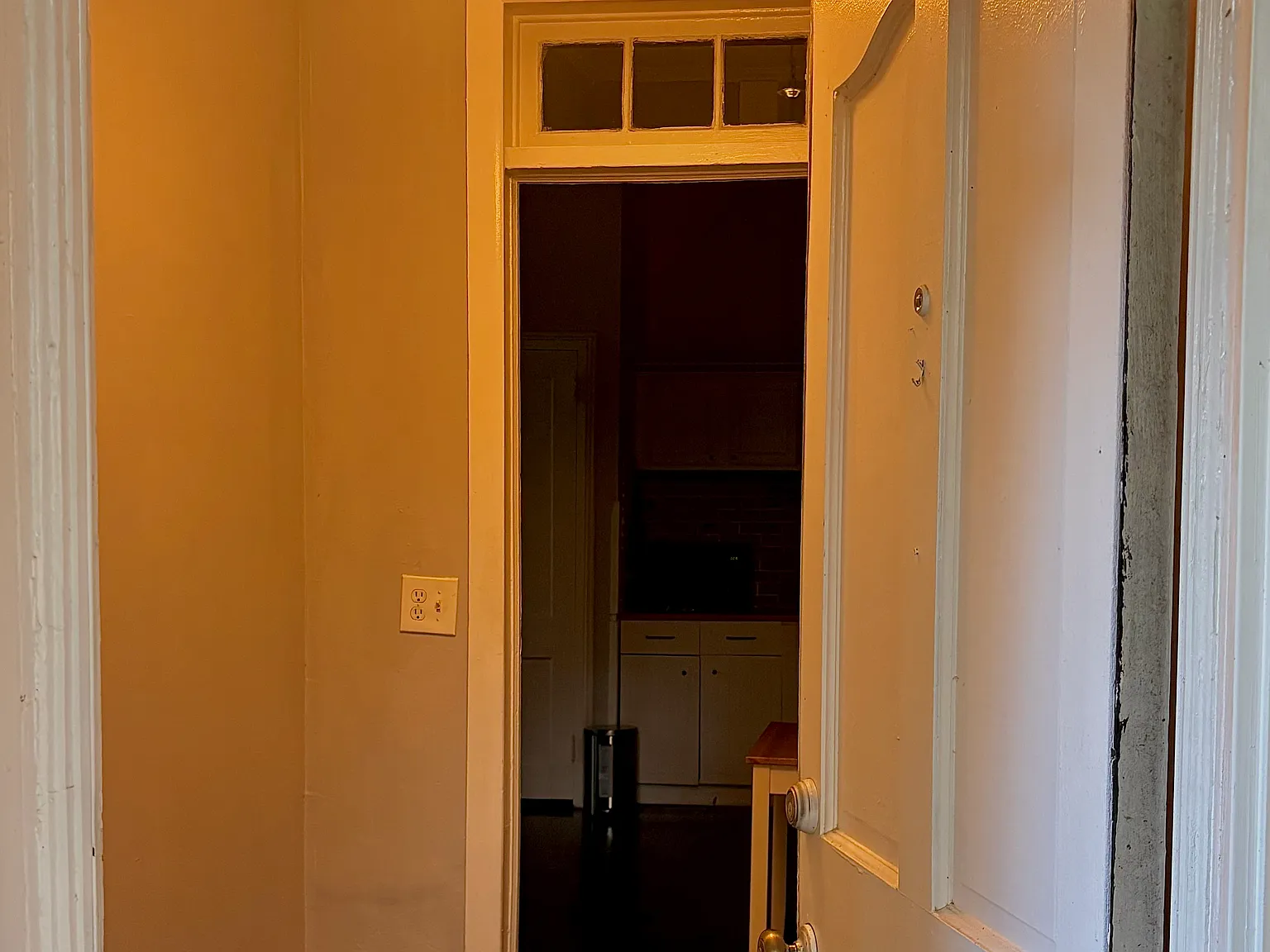 Studio, 550 sqft, $1,150 — Photo 4
