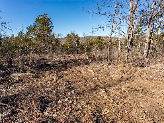 4th image of 999 Buck Ridge Ln