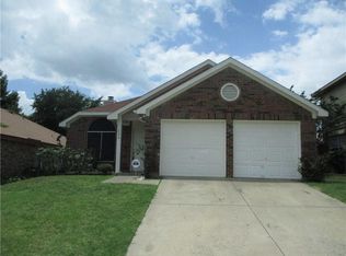 206 Chamblin Dr, Cedar Hill, TX 75104