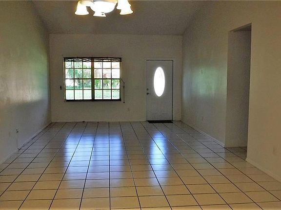 5th image of 4068 E Sunflower Cir