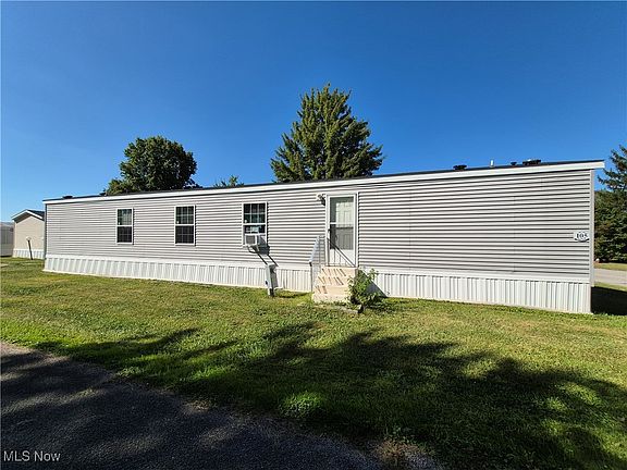 3rd image of 105 Brenthaven St