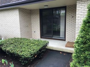 6 Bouton St E, Stamford, CT 06907