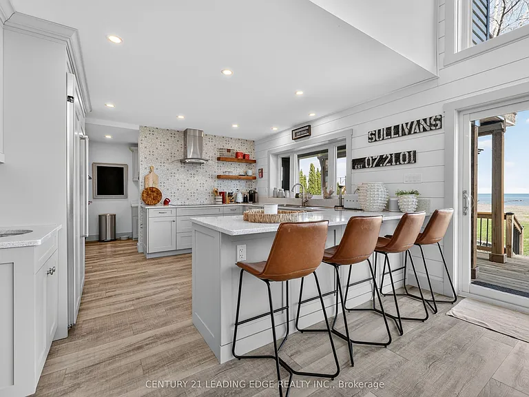 29 Saint Clair St — Photo 13