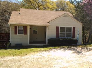 871 E Doyle St, Toccoa, GA 30577