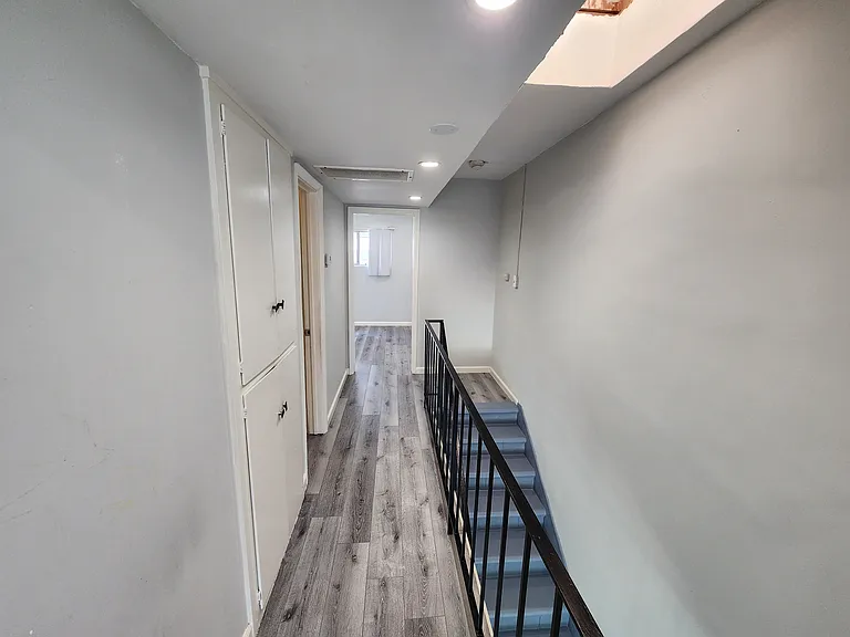 12744 Moorpark St #3 — Photo 8