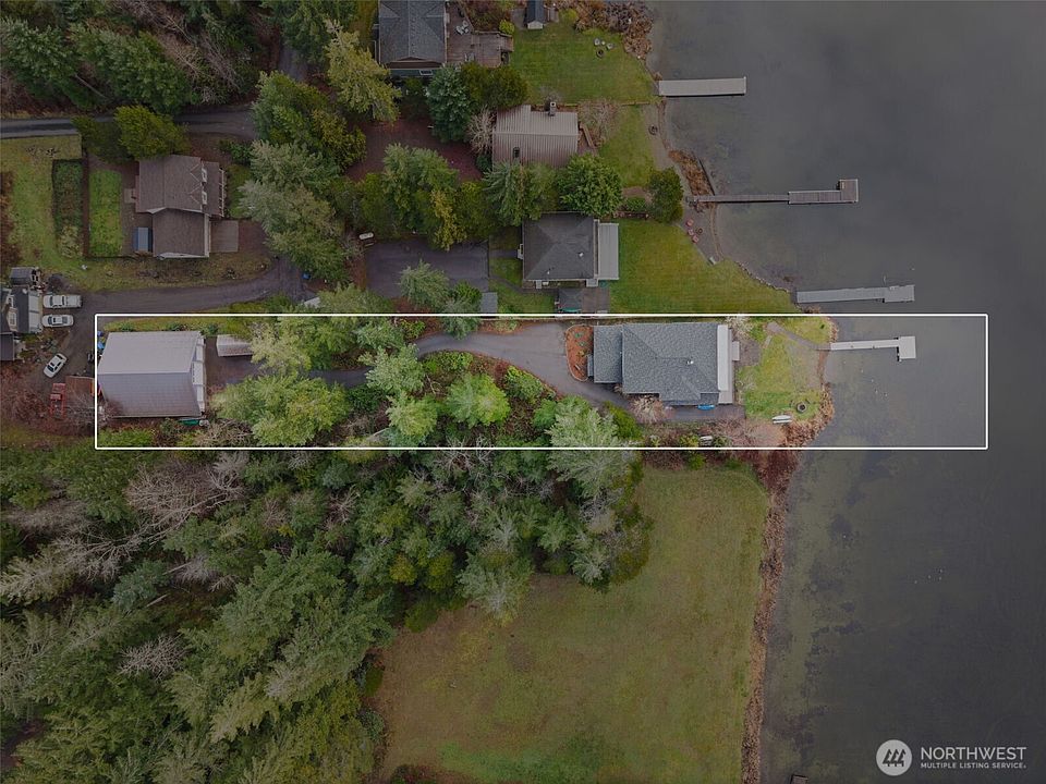 1st image of 51 E Lynda Lane W
