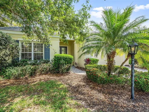 8416 Abingdon Ct, University Park, FL 34201