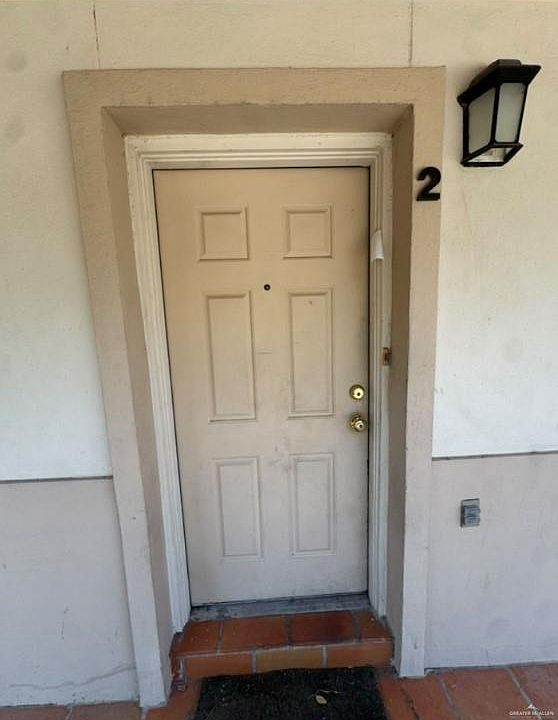 1st image of 609 Buena Vista Dr APT 2