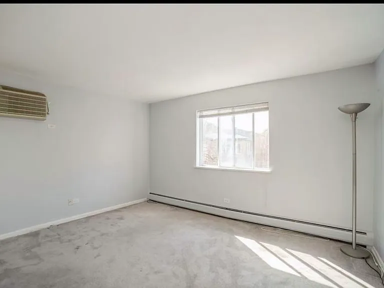 930 Ontario St #4F — Photo 6